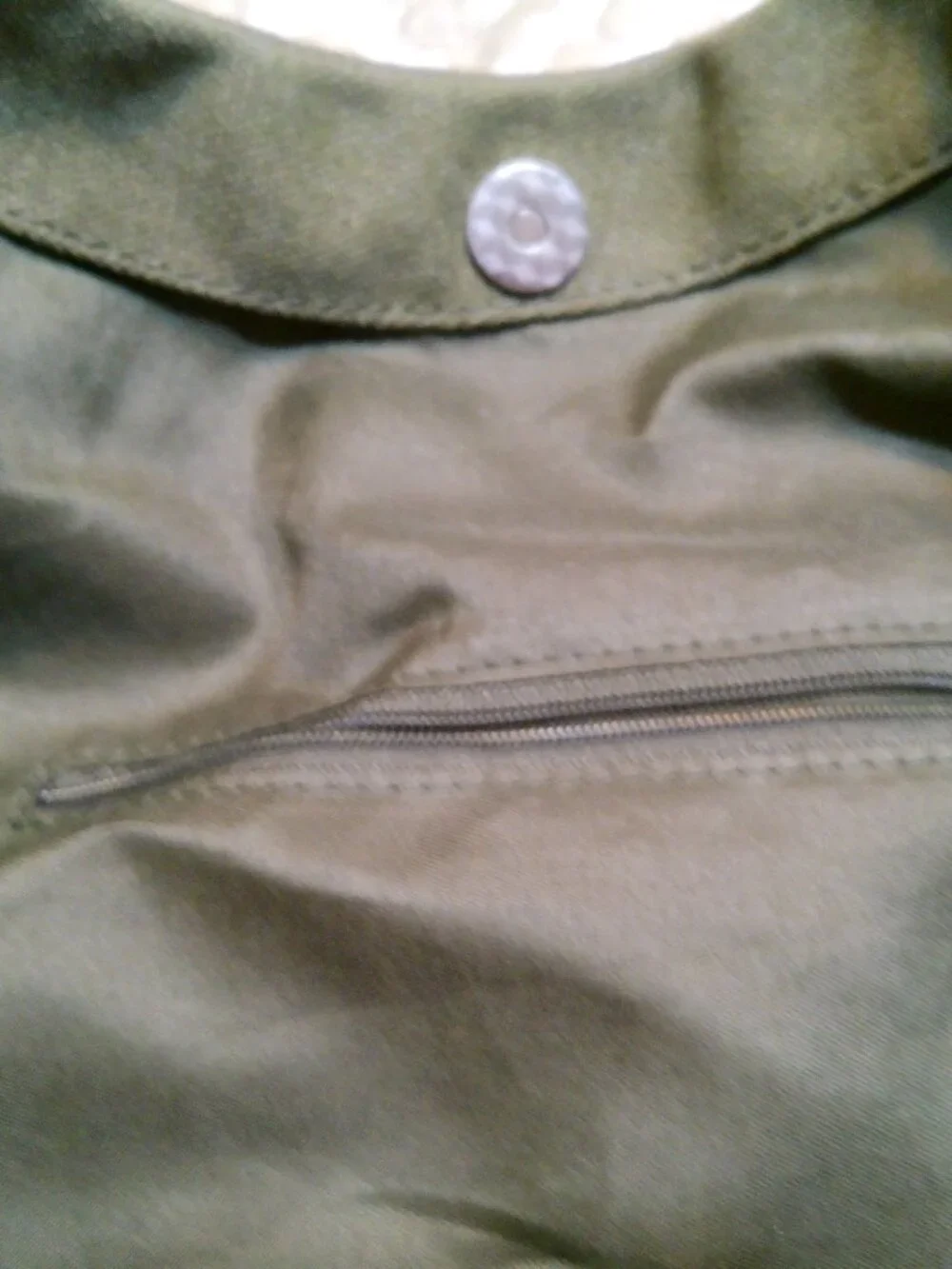 ARMY GREEN PURSE GOOD CONDITION BLESSED